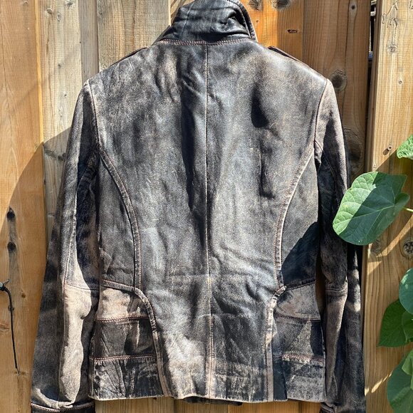 Vintage Danier Brown Distressed Leather Jacket Size S - Picture 8 of 16